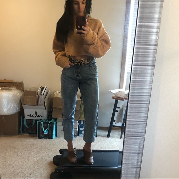 Fluffy teddy faux fur /shearling sweater. See note - Picture 2 of 5